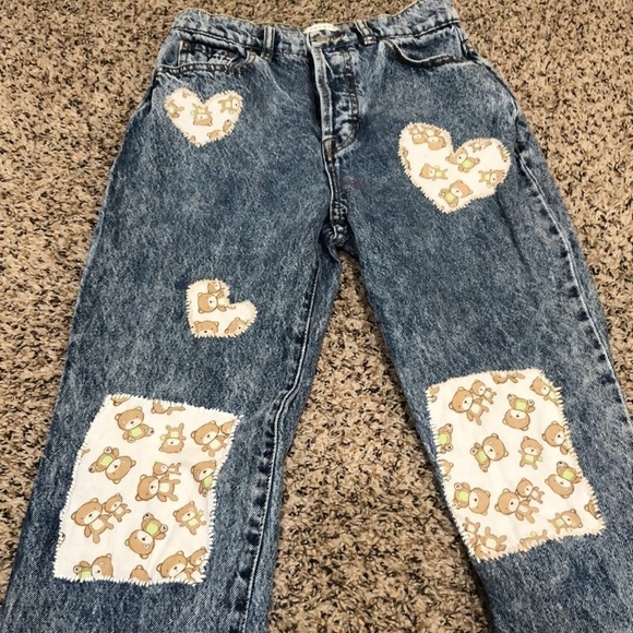 PACSUN High Rise Straight Leg Jeans Size 24 Blue Acid Wash Teddy Bear Patchwork - Picture 3 of 11